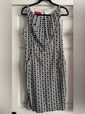 Nine & Co. Black and White Floral-Pattern